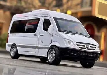 Figurice i makete: Mercedes sprinter kombi 1:32 metalni model sa svetlom i zv. mercedes na lalafo.rs Figurice i makete: Mercedes sprinter kombi 1:32 metalni model sa svetlom i zv. mercedes