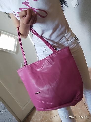 Velika pink tasna,nova sa etiketom at lalafo.rs — 1 Velika pink tasna,nova sa etiketom — 1