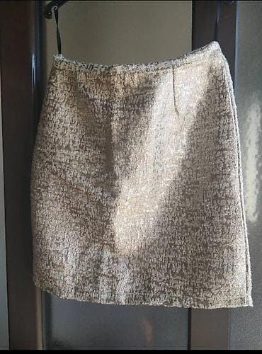 Suknja vel. M u perfektnom stanju at lalafo.rs Suknja vel. M u perfektnom stanju