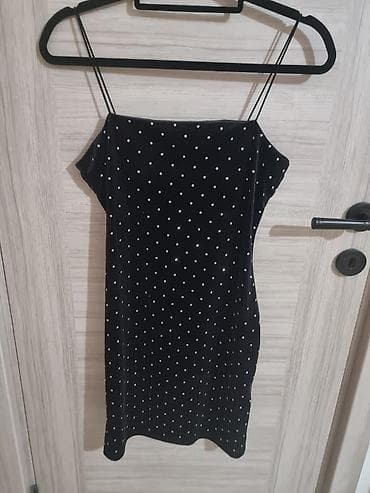 H&M haljina na bretele – crna sa sitnim belim tačkicama - Brend na lalafo.rs — 1 H&M haljina na bretele – crna sa sitnim belim tačkicama - Brend — 1