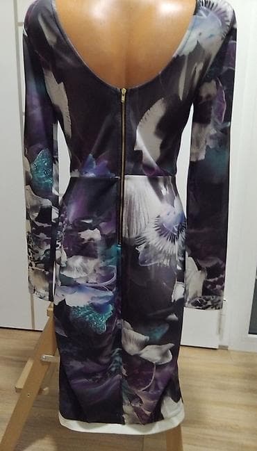 divide haljina tunika: SNIŽENJE!!!
Izuzetno lepa haljina, M veličina at lalafo.rs — 2 divide haljina tunika: SNIŽENJE!!!
Izuzetno lepa haljina, M veličina — 2