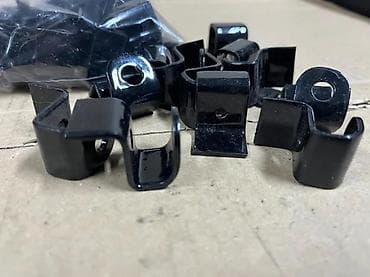 IKEA nosači polica – set metalnih držača - Tip: metalni na lalafo.rs IKEA nosači polica – set metalnih držača - Tip: metalni