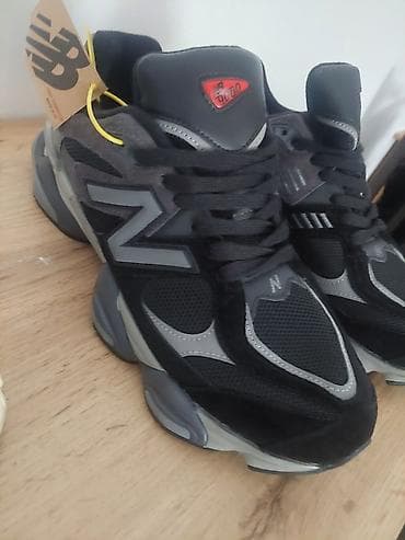 Nove New Balance patike,sa etiketom,broj 45. Dobijene na poklon,ali ne na lalafo.rs Nove New Balance patike,sa etiketom,broj 45. Dobijene na poklon,ali ne