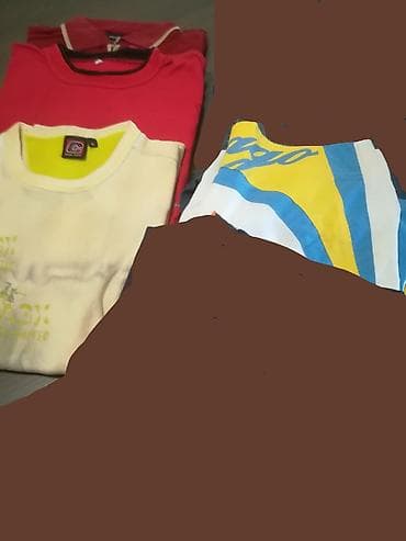 Paket 10 kom sve za 2000, majice, kratke pantalone 1. Majice 7 kom vel na lalafo.rs Paket 10 kom sve za 2000, majice, kratke pantalone 1. Majice 7 kom vel