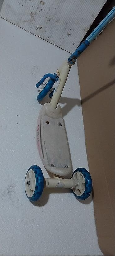 Sports & Leisure: Dečiji trotinet sa 3 točka - Konstrukcija: prednji točak + dva zadnja at lalafo.rs — 5 Sports & Leisure: Dečiji trotinet sa 3 točka - Konstrukcija: prednji točak + dva zadnja — 5