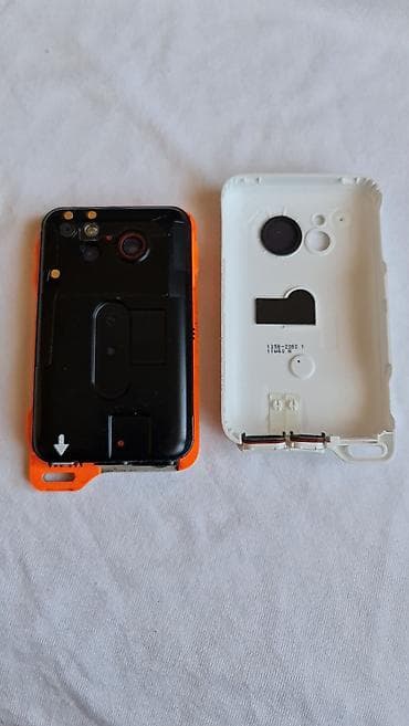 Sony Ericsson Xperia – original zadnji poklopac/kućište - Originalni na lalafo.rs — 3 Sony Ericsson Xperia – original zadnji poklopac/kućište - Originalni — 3