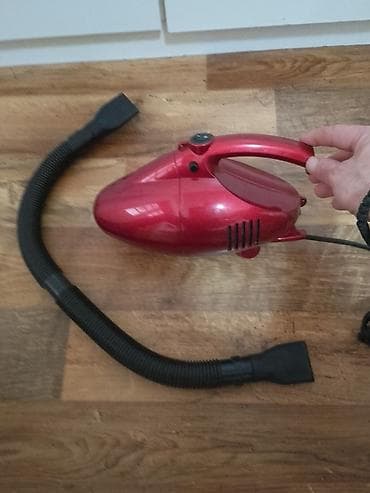 Ručni usisivač – crveni, sa crevom i nastavkom za uska mesta. - at lalafo.rs — 3 Ručni usisivač – crveni, sa crevom i nastavkom za uska mesta. - — 3