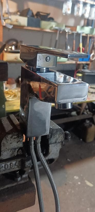 cista koza broj: Jednoručna slavina za lavabo – modernog kvadratnog dizajna, hrom na lalafo.rs — 1 cista koza broj: Jednoručna slavina za lavabo – modernog kvadratnog dizajna, hrom — 1