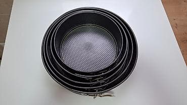 Kalupi/modle za tortu i tart: 5+2 kom, extra povoljno! Ceo set od 7 na lalafo.rs — 2 Kalupi/modle za tortu i tart: 5+2 kom, extra povoljno! Ceo set od 7 — 2