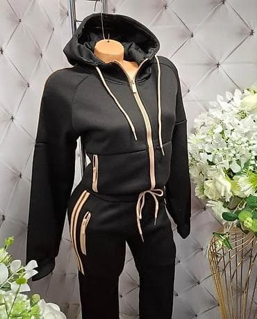 Women's Sweatsuits: Ženski termo komplet trenerke sa kapuljačom - Model: dvoje delni at lalafo.rs — 2 Women's Sweatsuits: Ženski termo komplet trenerke sa kapuljačom - Model: dvoje delni — 2