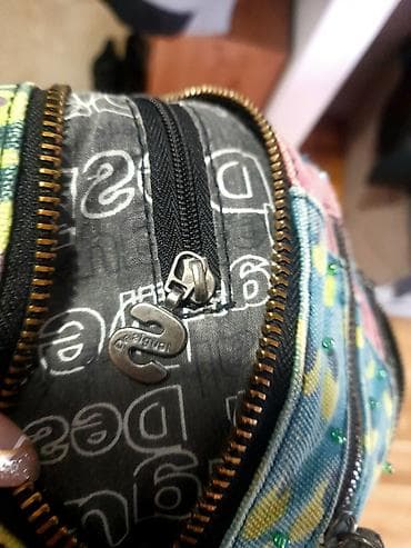 Prodaja i slanje do subote samo Desigual torbica preko ramena – at lalafo.rs — 8 Prodaja i slanje do subote samo Desigual torbica preko ramena – — 8