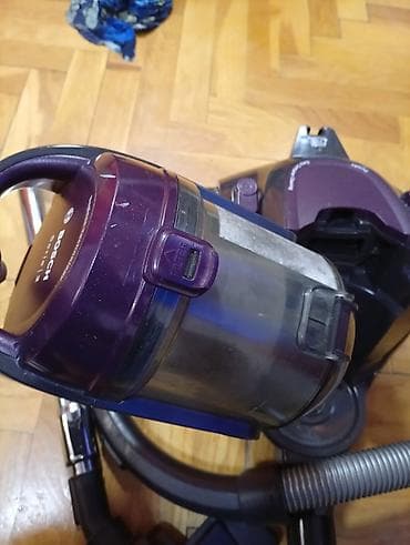 Bosch usisivač bez kese – Series 2, model BGC05AAA1 (Type VXBSGS05V1) na lalafo.rs — 5 Bosch usisivač bez kese – Series 2, model BGC05AAA1 (Type VXBSGS05V1) — 5