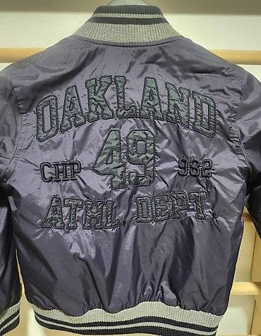 Benetton jakna sa dva lica, za dečake, veličina 7-8 godina, jako dobro na lalafo.rs — 2 Benetton jakna sa dva lica, za dečake, veličina 7-8 godina, jako dobro — 2