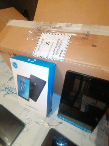 Novi ali kada tableti dva komada 50 EUR poseduje kartice redmia 9 50 na lalafo.rs Novi ali kada tableti dva komada 50 EUR poseduje kartice redmia 9 50