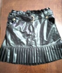 Suknjica vel. S/M u skoro novom stanju. Stajala je, nije se nosila na lalafo.rs Suknjica vel. S/M u skoro novom stanju. Stajala je, nije se nosila