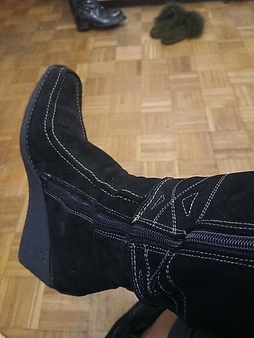 Cizme od koze prevrnute rucni rad kupljene u veneziji jednom obuvene na lalafo.rs — 4 Cizme od koze prevrnute rucni rad kupljene u veneziji jednom obuvene — 4