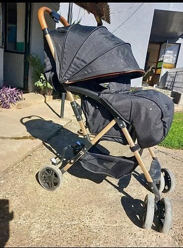 Kolica za bebe Chipolino (model April) - Lagani aluminijumski ram u na lalafo.rs — 5 Kolica za bebe Chipolino (model April) - Lagani aluminijumski ram u — 5