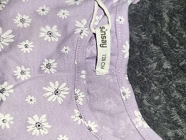 Dečija haljina Sinsay – ljubičasta sa belim cvetnim printom - Brend na lalafo.rs — 2 Dečija haljina Sinsay – ljubičasta sa belim cvetnim printom - Brend — 2