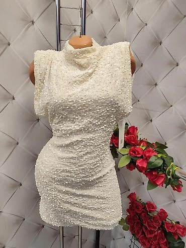 Svecane haljine.Cena 3650 din at lalafo.rs — 2 Svecane haljine.Cena 3650 din — 2