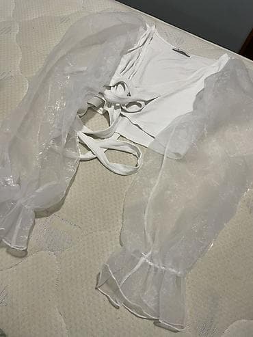 Jednobojni, bоја - Bela na lalafo.rs Jednobojni, bоја - Bela