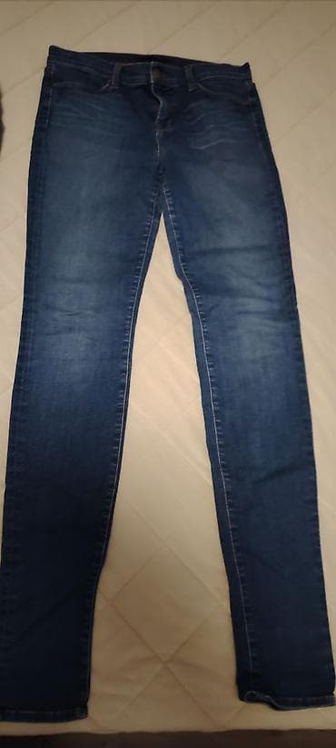 Ženske skinny farmerke od tamno-plavog teksasa sa diskretnim „washed“ na lalafo.rs Ženske skinny farmerke od tamno-plavog teksasa sa diskretnim „washed“