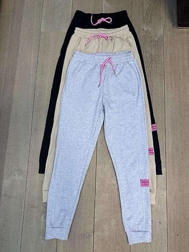 Women's Sweatsuits: 11. Donji deo termo univerzalne velicine odgovara do 60 kg. Dostupna at lalafo.rs — 1 Women's Sweatsuits: 11. Donji deo termo univerzalne velicine odgovara do 60 kg. Dostupna — 1