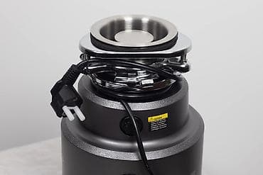 -- MELJAC ZA SUDOPERU / DROBILICA ZA OTPAD --- - Brend: Gold N - Model at lalafo.rs — 1 -- MELJAC ZA SUDOPERU / DROBILICA ZA OTPAD --- - Brend: Gold N - Model — 1