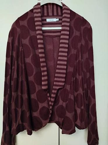 Ženski kardigan/blejzer Myrine - Brend: Myrine - Boja na lalafo.rs Ženski kardigan/blejzer Myrine - Brend: Myrine - Boja