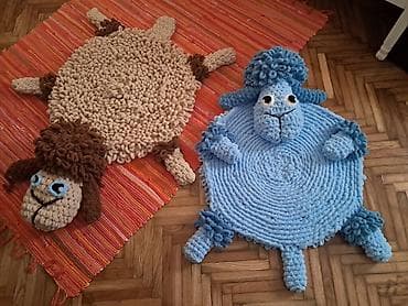 Ručno rađeni pufnasti dečiji tepisi u obliku ovčice. - Materijal na lalafo.rs — 6 Ručno rađeni pufnasti dečiji tepisi u obliku ovčice. - Materijal — 6