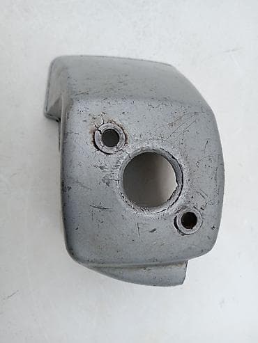 Tomos apn6 apn4 apn7 Poklopac cilindra na lalafo.rs Tomos apn6 apn4 apn7 Poklopac cilindra