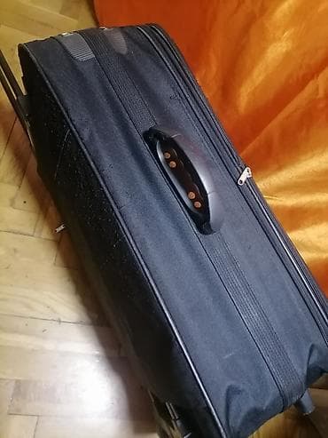 Kofer veliki ELF platneni crni oko 70 /45 /30 ispravan Mogućnost na lalafo.rs — 7 Kofer veliki ELF platneni crni oko 70 /45 /30 ispravan Mogućnost — 7