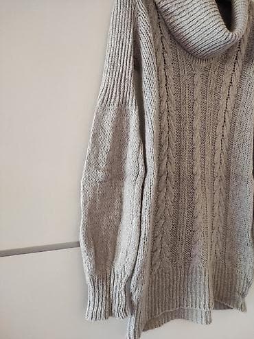 Rolka velicina M. Bez ostecenja. Iz uvoza. Poluobim grudi 48, duzina na lalafo.rs — 3 Rolka velicina M. Bez ostecenja. Iz uvoza. Poluobim grudi 48, duzina — 3