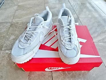 Nike patike, mogu reci nove jer unutar patike jos uvek stoji na lalafo.rs — 1 Nike patike, mogu reci nove jer unutar patike jos uvek stoji — 1