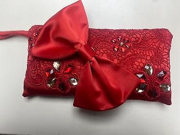 Elegantna crvena svečana pismo-tašna sa ručnom petljom za nošenje oko at lalafo.rs — 2 Elegantna crvena svečana pismo-tašna sa ručnom petljom za nošenje oko — 2