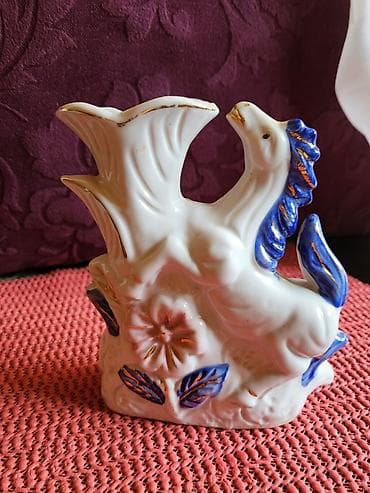 Sport & Hobby: Figura,vaza nova,vintaz,porcelanska. Visina. 13cm at lalafo.rs — 2 Sport & Hobby: Figura,vaza nova,vintaz,porcelanska. Visina. 13cm — 2