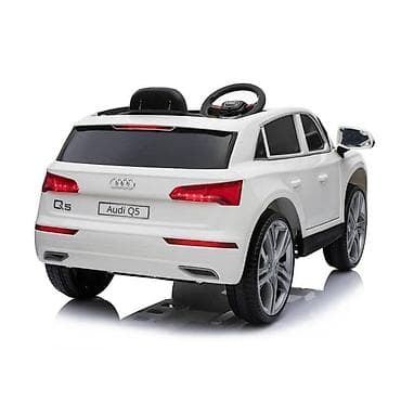 Dečiji električni automobil Audi Q5 – licencirani model - Realističan na lalafo.rs Dečiji električni automobil Audi Q5 – licencirani model - Realističan