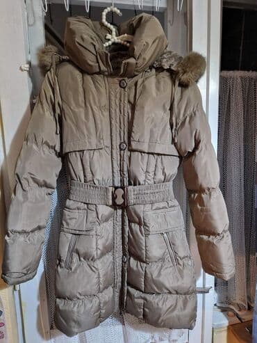 Shooter original jakna u broju M. Odličan kvalitet, obučena nekoliko at lalafo.rs Shooter original jakna u broju M. Odličan kvalitet, obučena nekoliko