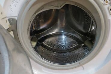 CANDY CS1472 D3 masina za pranje vesa, masina prilikom prenosenja na lalafo.rs — 3 CANDY CS1472 D3 masina za pranje vesa, masina prilikom prenosenja — 3