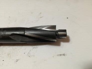 Milling Cutters: Glodalo upustac za upustanje glave vijka M10 Oznaka glodala je M10 at lalafo.rs β 8 Milling Cutters: Glodalo upustac za upustanje glave vijka M10 Oznaka glodala je M10 β 8