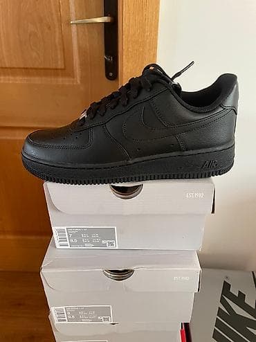 Nove originalne nike patike od 41 pa do 46 broj na lalafo.rs — 3 Nove originalne nike patike od 41 pa do 46 broj — 3