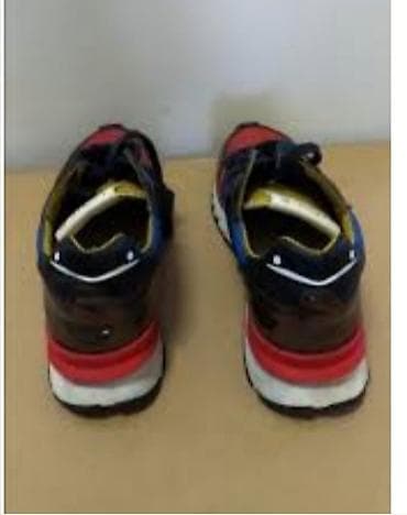 VOILE BLANCH
SAVRŠENE
PLAĆENE 120 e
Nošene malo
Besprekorne
Br 37 na lalafo.rs — 5 VOILE BLANCH
SAVRŠENE
PLAĆENE 120 e
Nošene malo
Besprekorne
Br 37 — 5