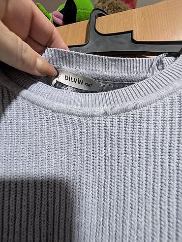 Zenski dzemper, u odlicnom stanju na lalafo.rs — 3 Zenski dzemper, u odlicnom stanju — 3