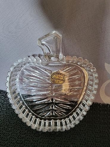 Other Home Decor: Pepeljara nova kristal Bohemija 70te. Sve na pepeljari odsjaj od at lalafo.rs — 6 Other Home Decor: Pepeljara nova kristal Bohemija 70te. Sve na pepeljari odsjaj od — 6