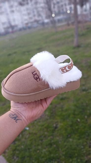 Women's Footwear: Ženske zimske papuče/klompe sa krznom - Model: tople klompe sa at lalafo.rs — 3 Women's Footwear: Ženske zimske papuče/klompe sa krznom - Model: tople klompe sa — 3