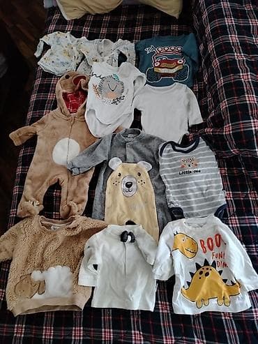 Paket dečje garderobe za bebu dečaka, različiti komadi i dezeni: - na lalafo.rs — 1 Paket dečje garderobe za bebu dečaka, različiti komadi i dezeni: - — 1