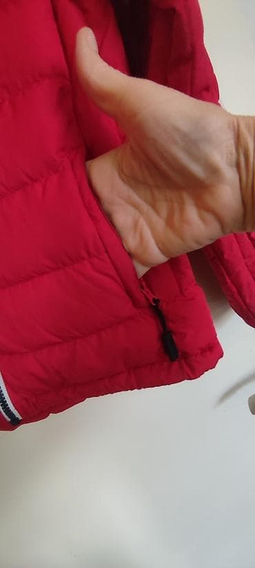 Decija jakna poznatog svicarskog brenda 140 1300din na lalafo.rs — 4 Decija jakna poznatog svicarskog brenda 140 1300din — 4