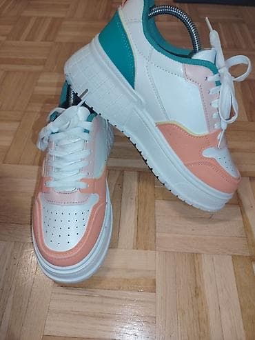 Ženske patike – platforma UG 24,5cm SAMO PROBANE - Model na lalafo.rs — 3 Ženske patike – platforma UG 24,5cm SAMO PROBANE - Model — 3