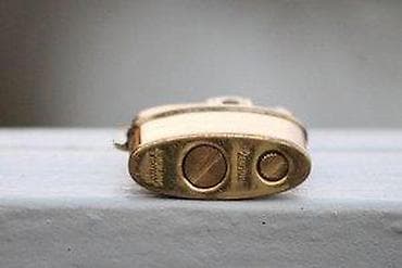 Vntg Gold tone Lighter Penguin Automatic Japan upaljač. Vintage Gold na lalafo.rs — 7 Vntg Gold tone Lighter Penguin Automatic Japan upaljač. Vintage Gold — 7