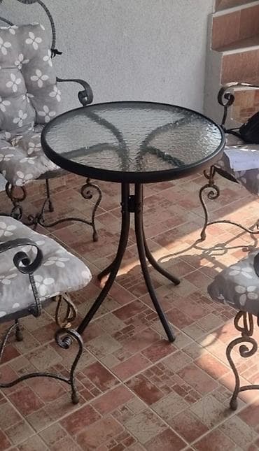 Desks and tables: Sto metal-staklo novo precnik 60 cm akcija cene nisu fiksne, odredite at lalafo.rs — 3 Desks and tables: Sto metal-staklo novo precnik 60 cm akcija cene nisu fiksne, odredite — 3