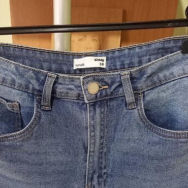 pantalone butiku ali: Nove farmerke 28, zvonarice, teksas lep, nije debeo, imaju elastina na lalafo.rs — 4 pantalone butiku ali: Nove farmerke 28, zvonarice, teksas lep, nije debeo, imaju elastina — 4